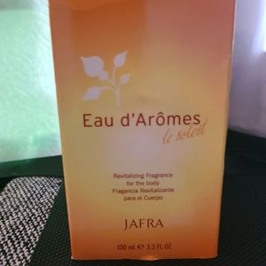 ✨💜2 for$50💜 ✨️NEW JAFRA products✨️NUEVOS Productos de JAFRA✨️